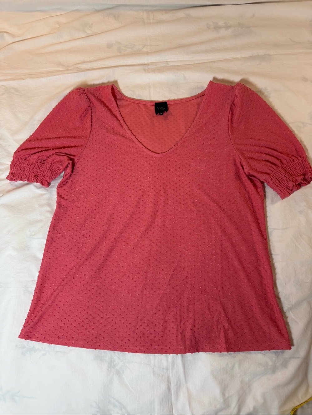 W5 Swiss Dot-Textured V-Neck Puff Sleeve Top - Rose Pink